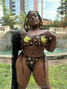 I want to get naughty for you inbox me so i can make you a custom