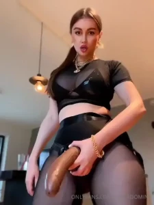 Let s see how swollen you are send me your dick pic and lets rate it