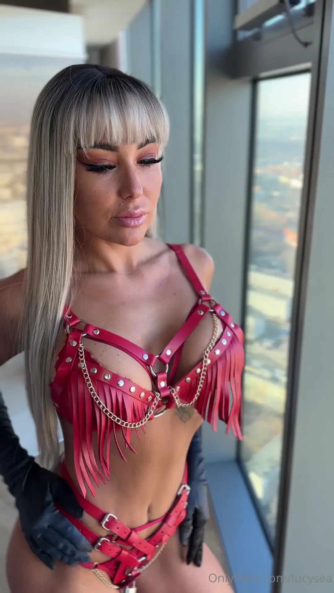 Nbsp today i m filling my space with all things romantic candles roses 