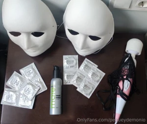 Hoy he recibido por delante y por detr s en breve el v deo