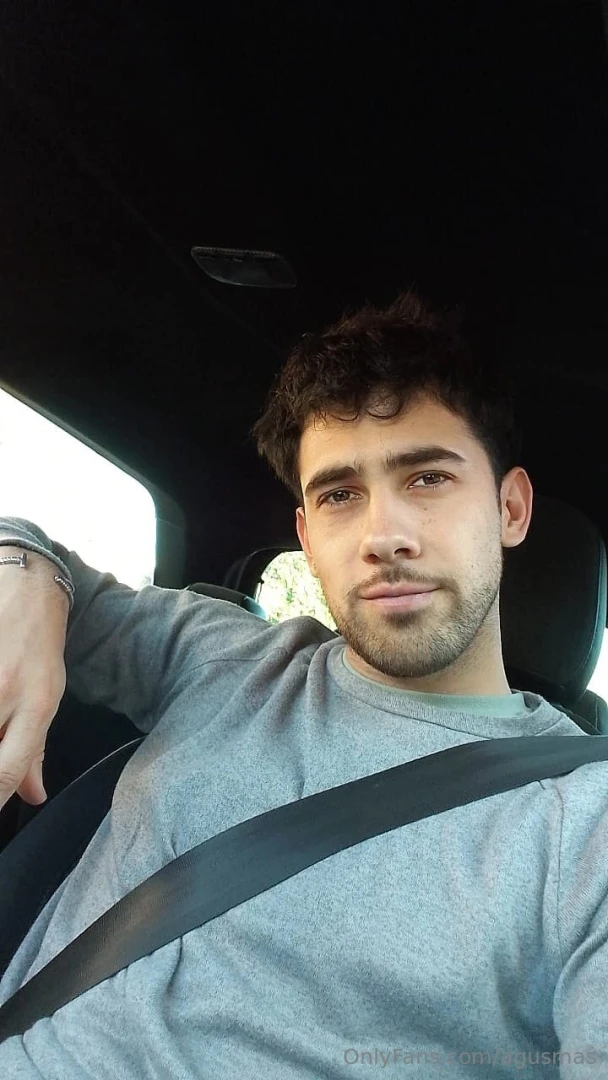 The king of cum is here facundll do you want to enjoy and enjoy a lot 