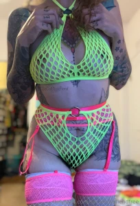 Front or back part 2600