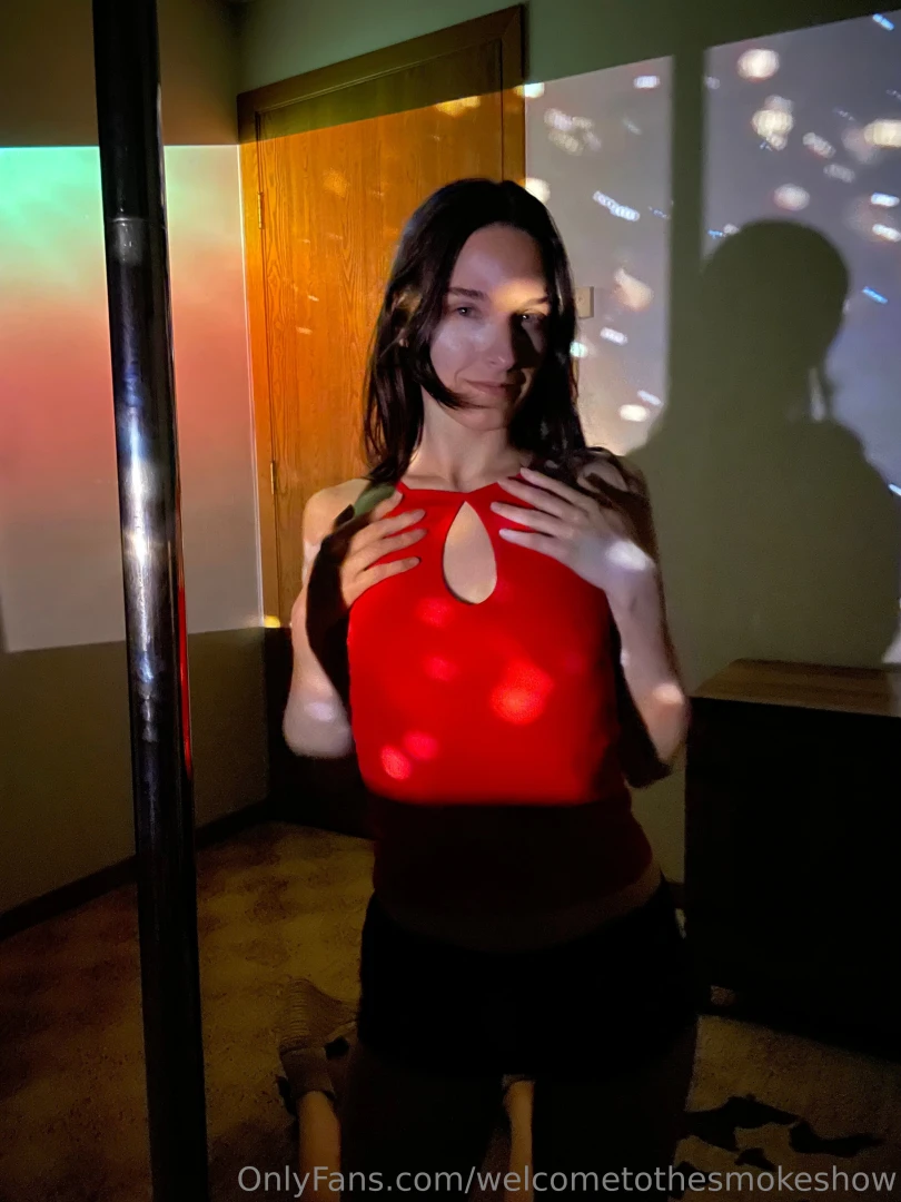 Want to watch me strip for me you maybe i ll even suck your dick at 