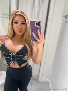 The best kind of bra is no bra part 80