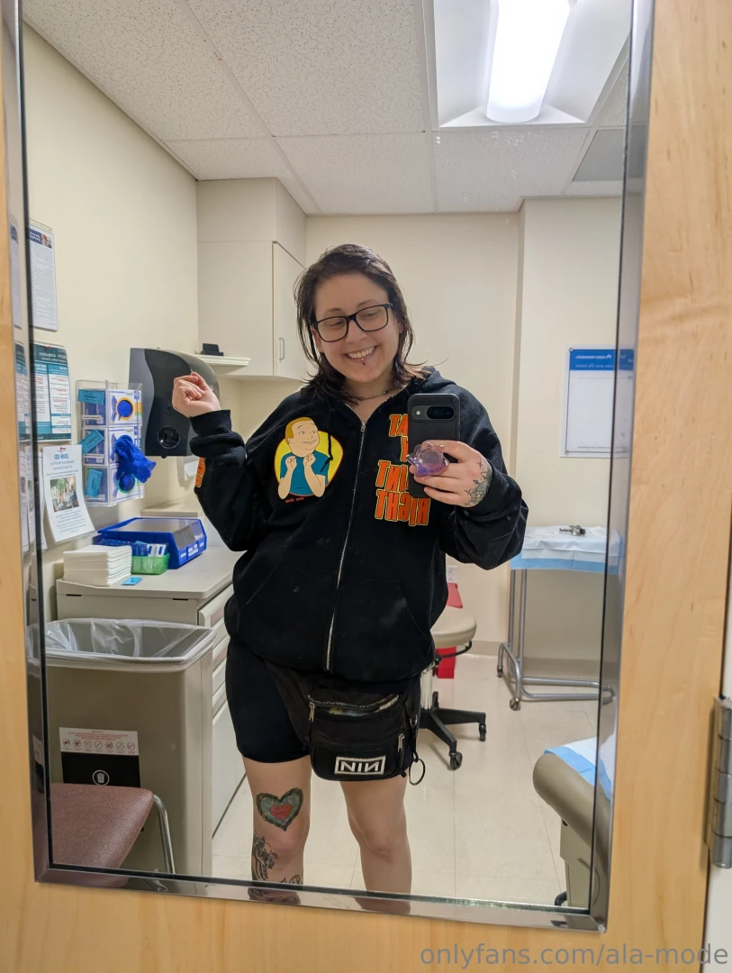 The doctor always makes me wait foreverrrrr wanna fuck while we wait part 10 