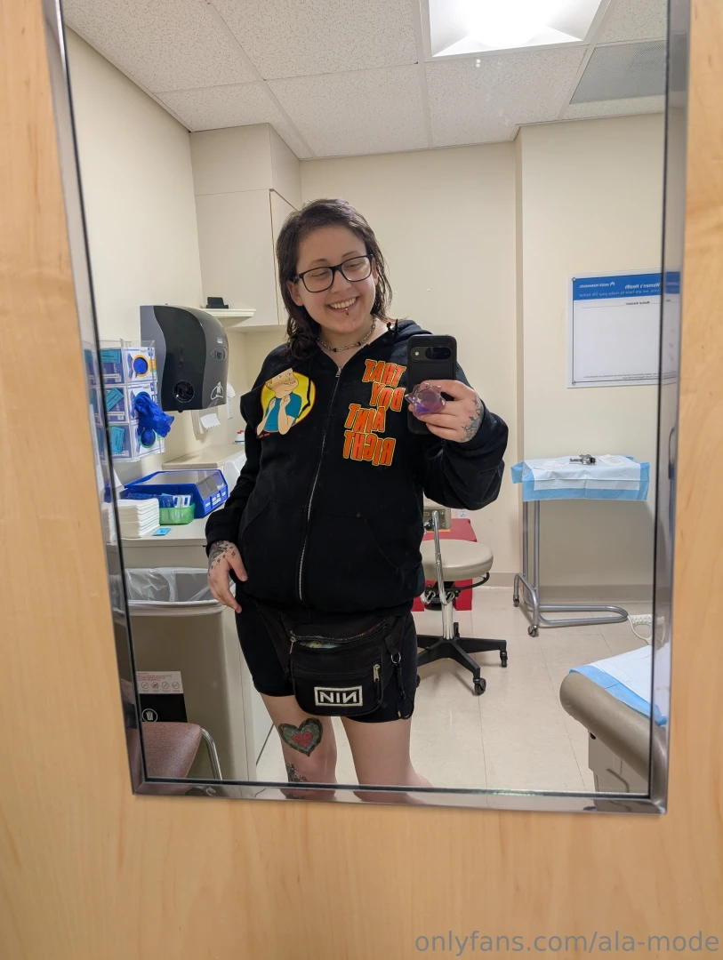 The doctor always makes me wait foreverrrrr wanna fuck while we wait part 2 