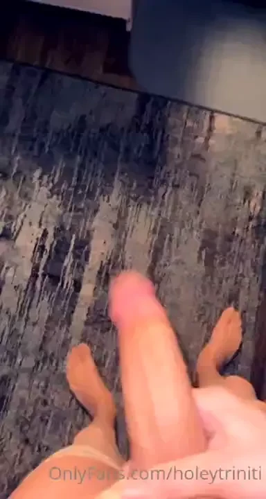 I need you on your knees while i make us lunch 