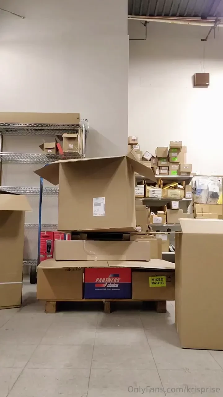 Full video is up on my vip page work shenanigans just me walking 