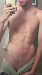 Jsuis aller au coiffeur et popole voulais une coupe aussi