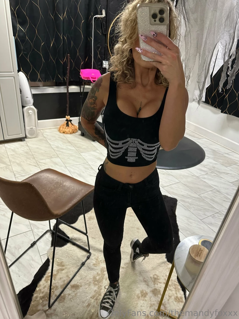 Spooky season and i absolutely love everything halloween part 2 