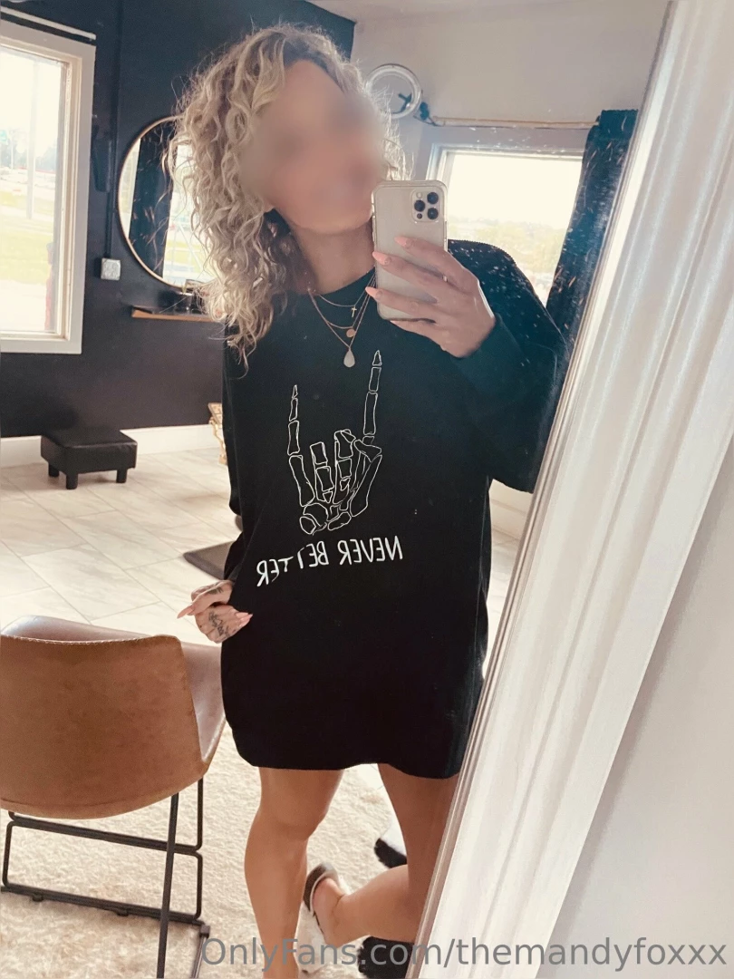 It s a lazy cozy curly hair kind of day 