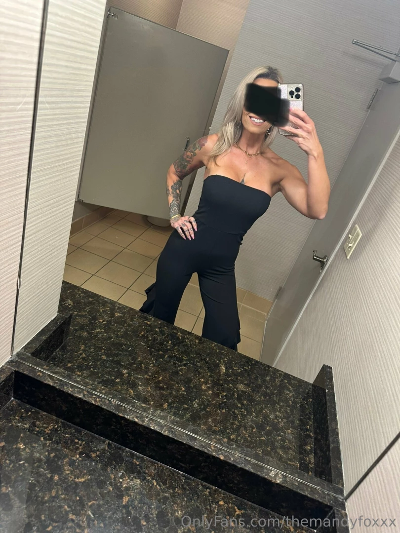 Goofin off at a wedding - swipe to see the goods bathroomselfies part 1 