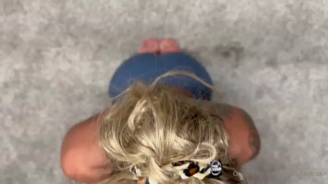 Blow job time 
