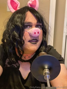 Can i be your sissy pig to pump full of cum part 1