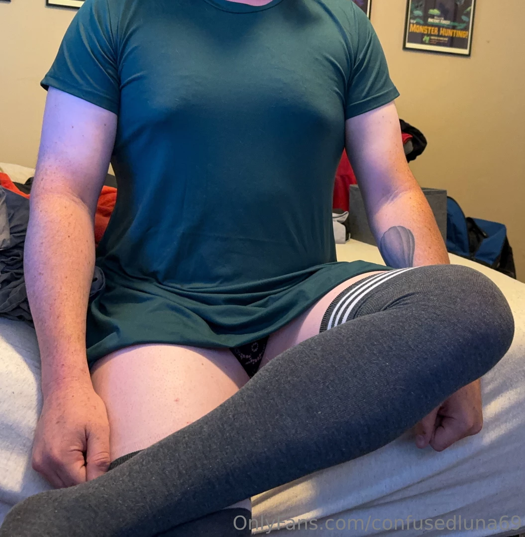 Do you guys like knee-high socks part 1 