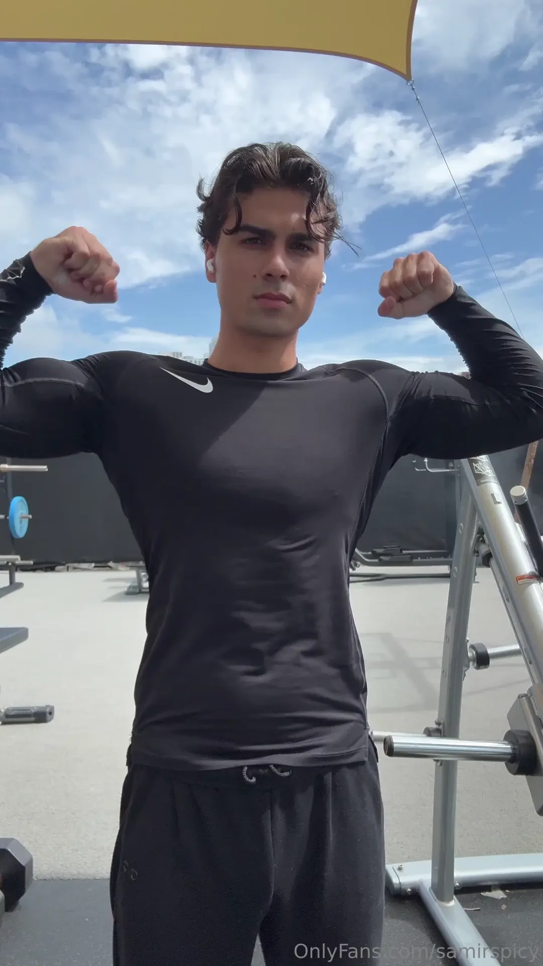 Worship me on your knees part 1 