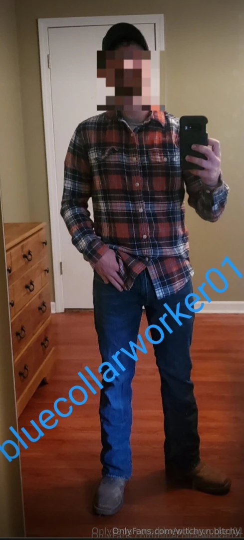 Hey guys check out this sexy hunk bluecollarworker01 just an average 