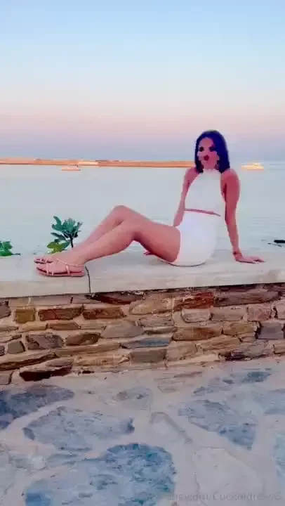 Throwback to a bit of vacation exhibitionism 