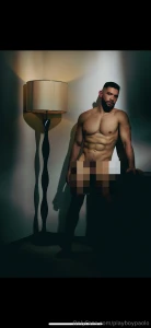 New rules new vibe i m not here to chase i m here to lead if you re in