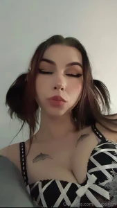 Merry christmassss ill be more active soon lt 3 part 1