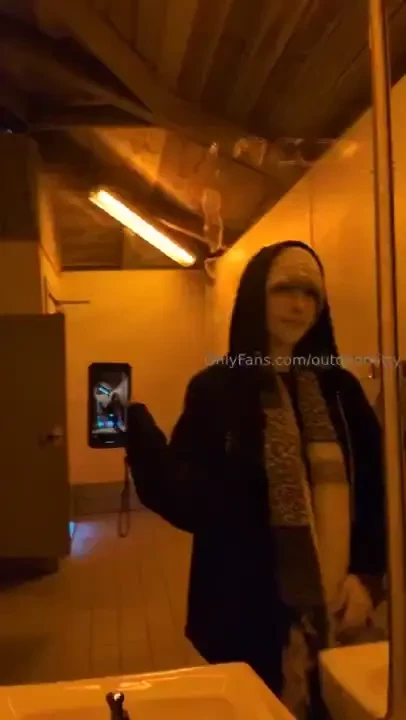 The process of taking a sink shower part 1 