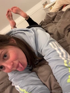 Huhu my darlings amazingfeet baresoles footmodel hot sexy thepose