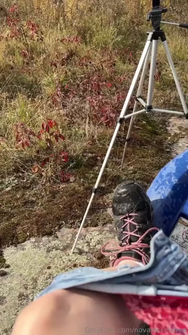Gotta wash the mud off somehow right or should i squirt all over you 