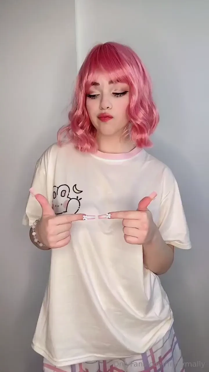 How do you like me like this do you like my pink hair nbsp or are 