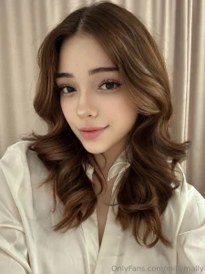 Curls and styling are the secret to my good mood and productive day