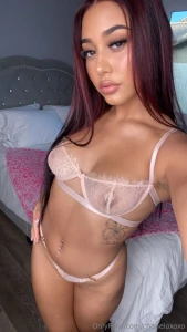 Pretty girl with a pretty pussy part 11