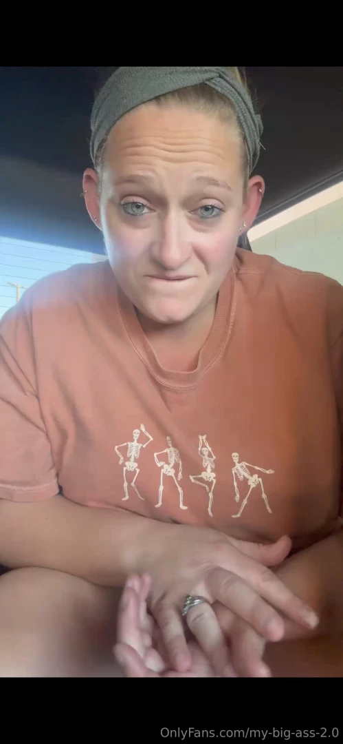 Fucked this pussy so good with my dildo in my truck at the car wash 