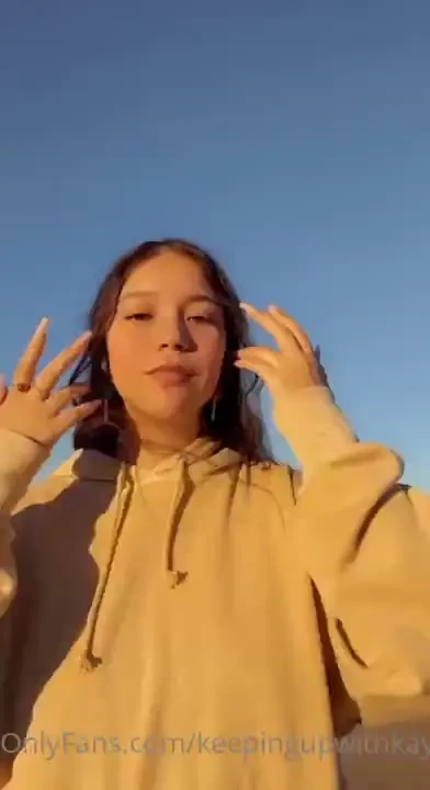 Outdoor boob drop tip me 10 for the rest of the video 