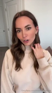 Let s get together under the mistletoe