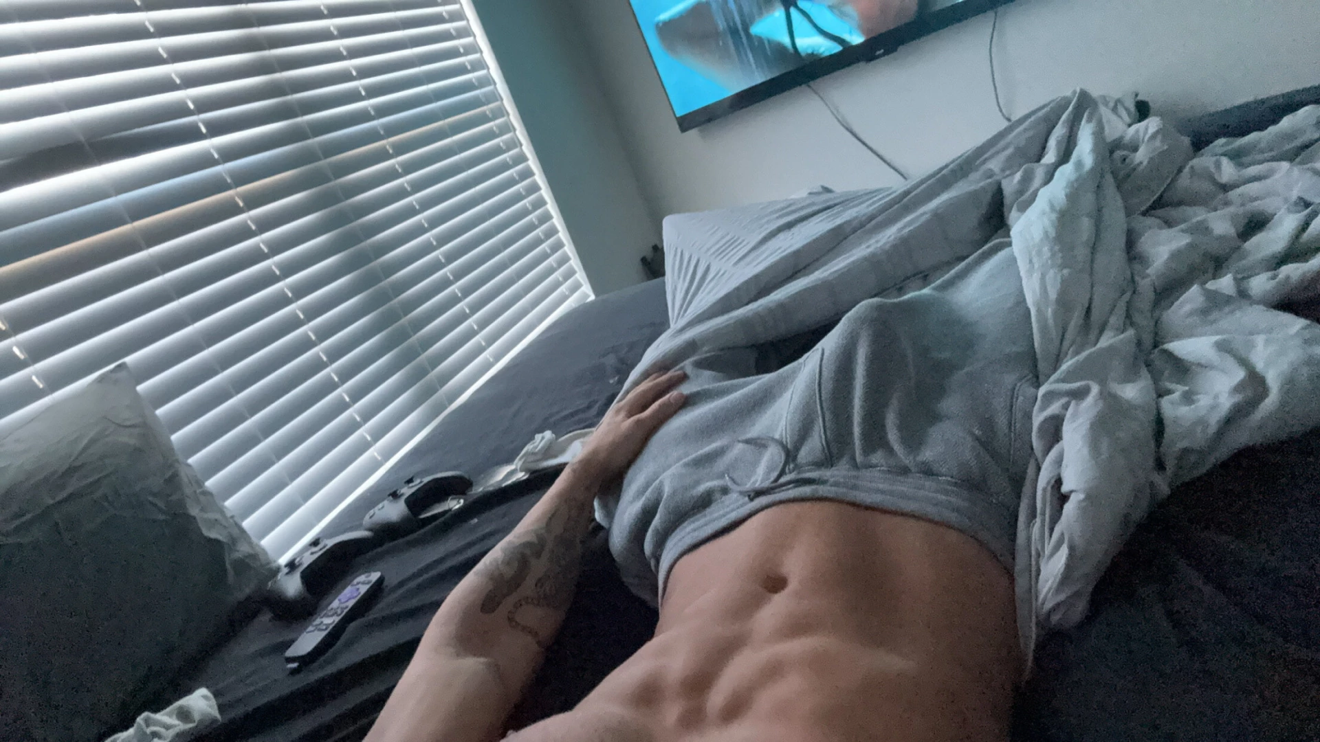 Check your message of the live i sent you last night its an hour long 