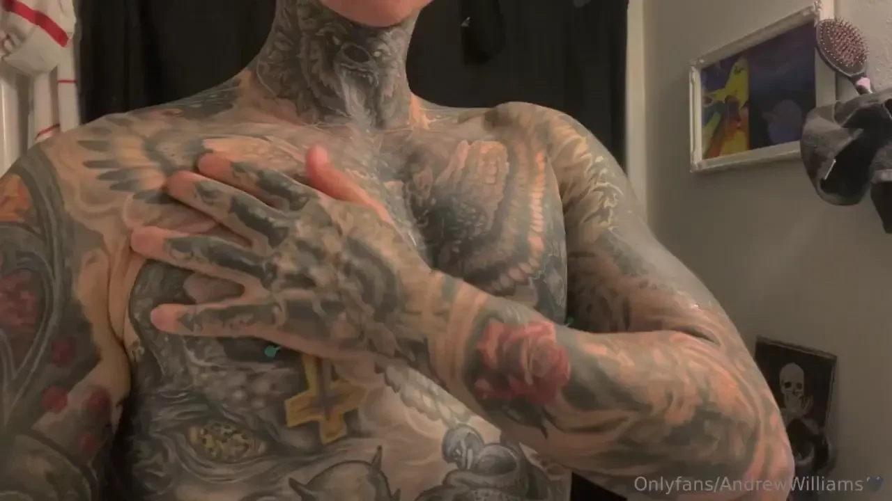 Putting lotion on my body after shower no sound 