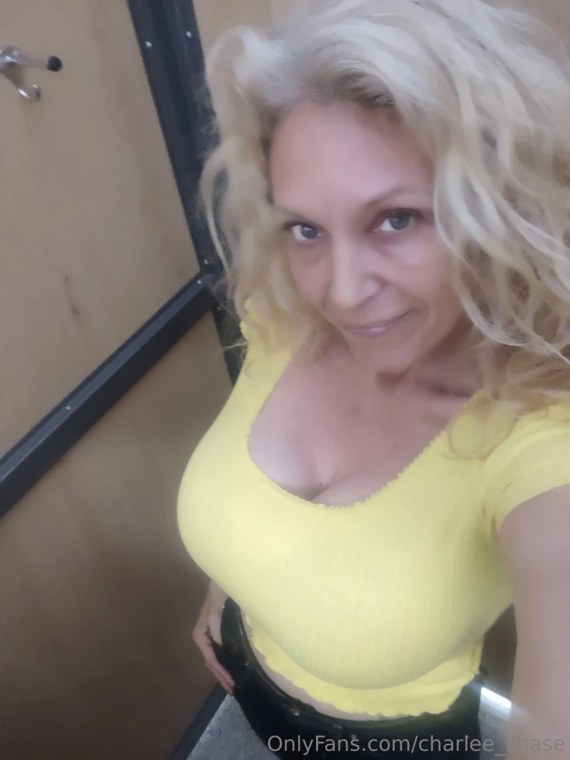 Felt like trying on something yellow 