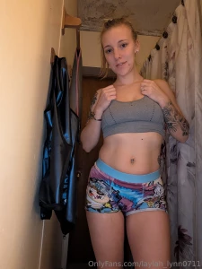 All custom videos 25 off today come grab one