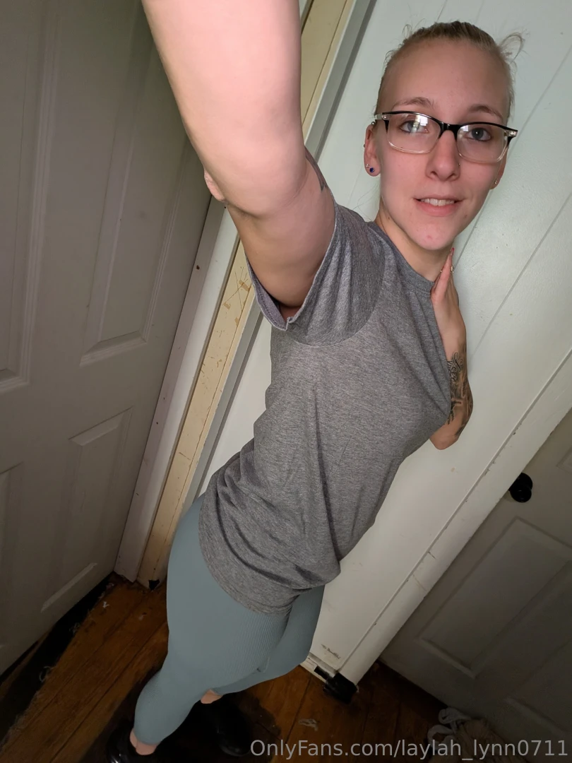 Who wants to help with my kiddos fundraiser every 12 gets 2 pictures 