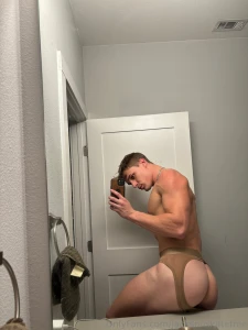 Funny fact i ve been jerking off to my own pictures