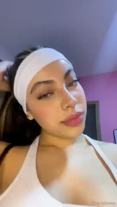 Your favorite kitty is happy to be back let s give each other lots of 