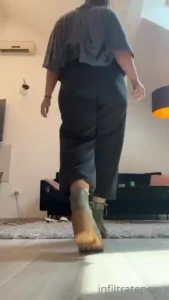 Haha cute little video i made for my roommate sweet_ivy_xx