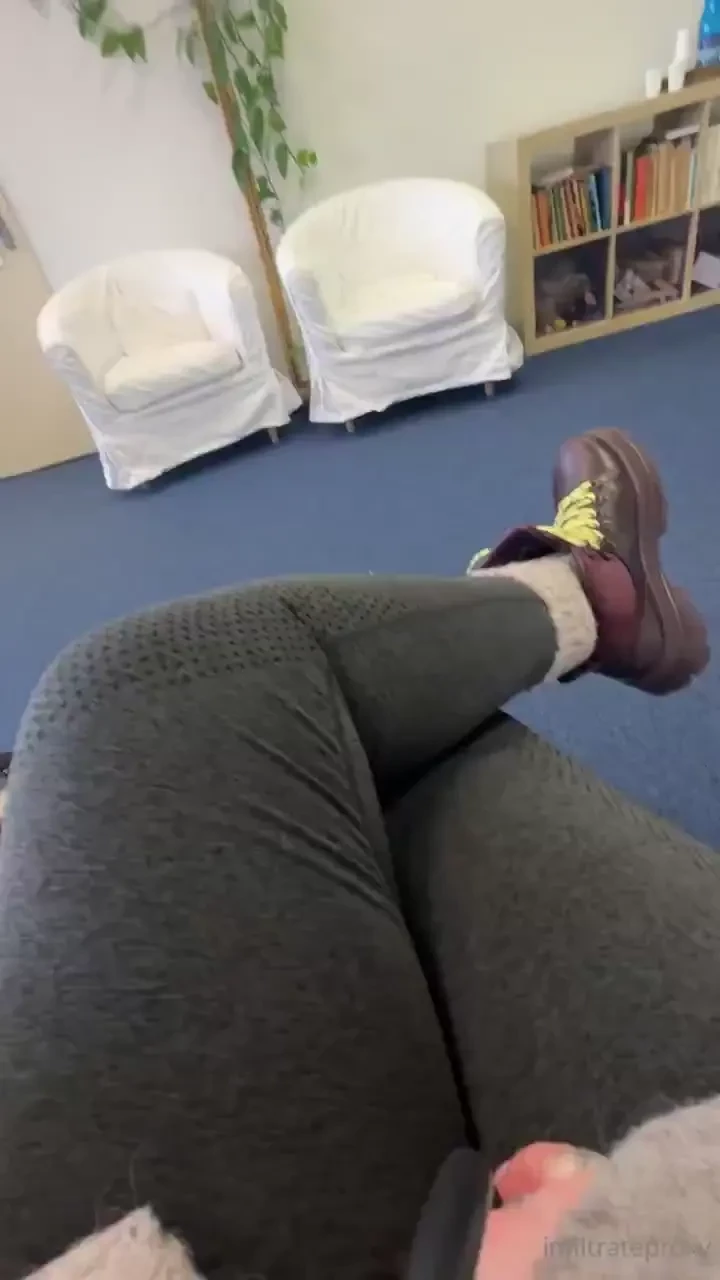 Sitting at the dentist feeling extra frisky 