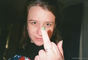 Sweet_ivy_xx and i before heading the the gun range