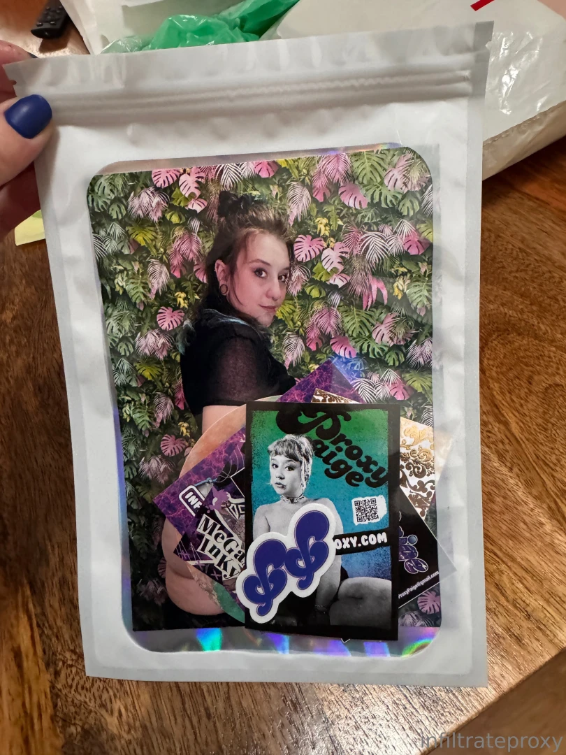 Making new fan packs if anyone is interested what would you like to part 1 