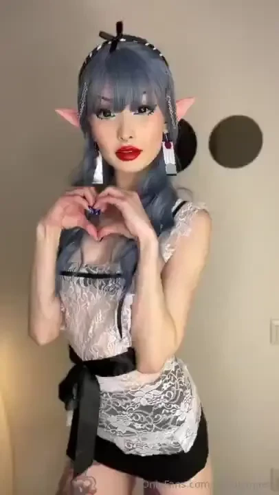 Heeeey i need your attention i want someone to sext with dms and lets 