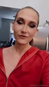 The scoop on the ponytail
