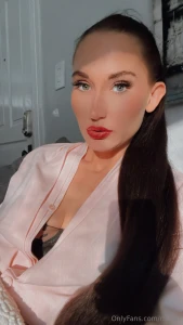 Who wants to one this teacher s pet