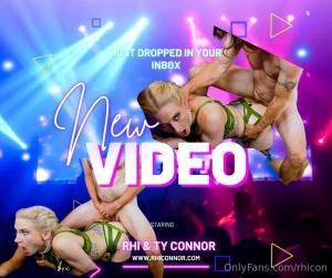 Mirror mirror on the floor i m the best anal whore mirror play is