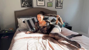 I look sweet and innocent but there is a devil inside me wanna play