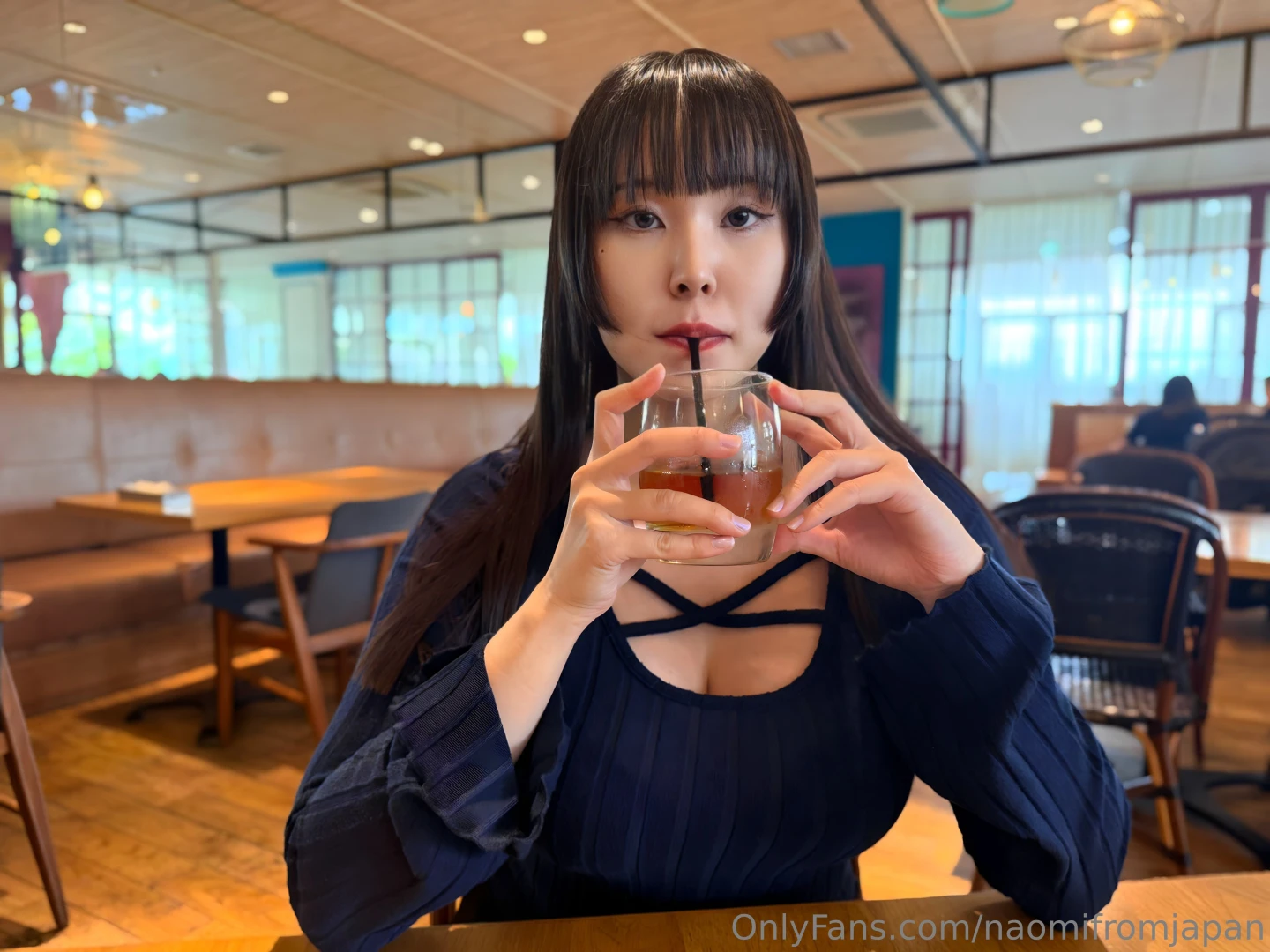 Will you go to cafe with me 